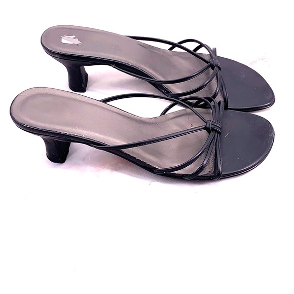 Vintage Shoes - Vintage square toe black strapped sandals size 6 Vintage Shoes - Vintage square toe black strapped sandals size 6